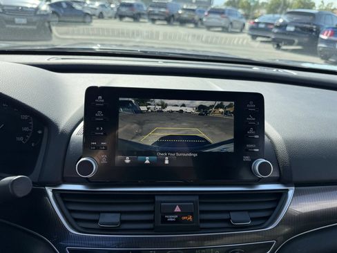 Used 2018 Honda Accord Sport image 25