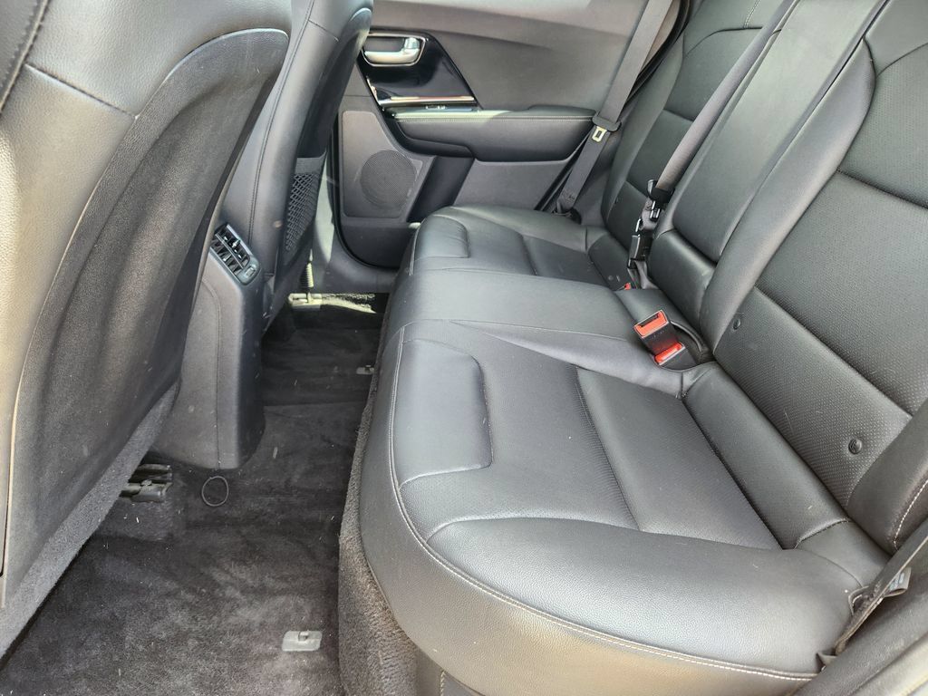 Used 2020 Kia Niro EX Premium FWD image 24