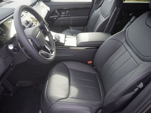 New 2026 Land Rover Range Rover Sport SE AWD/4WD image 18