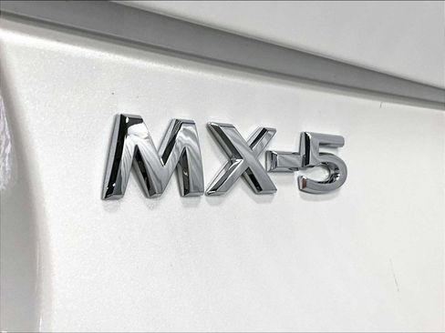 Used 2023 MAZDA MX-5 Miata Grand Touring image 28