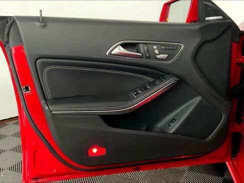 Certified 2019 Mercedes-Benz CLA 250 4MATIC image 22