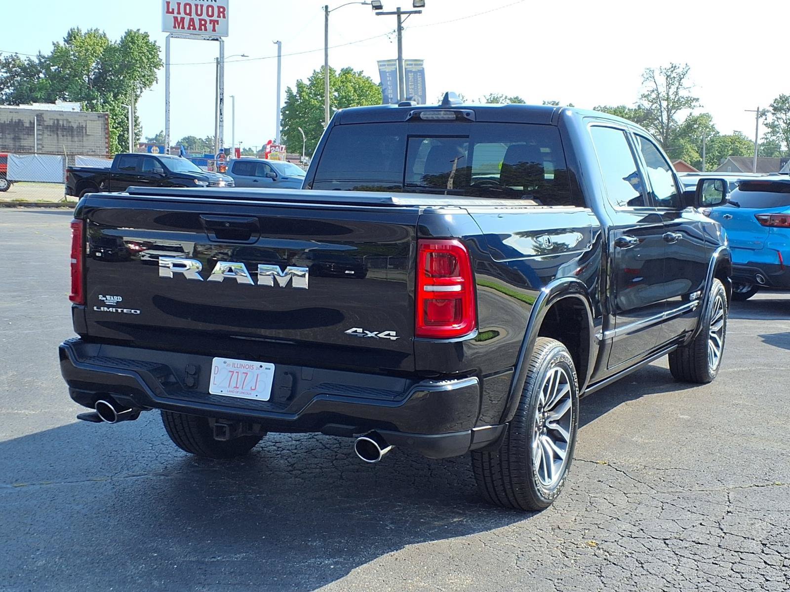 Used 2025 RAM 1500 Limited AWD/4WD image 2