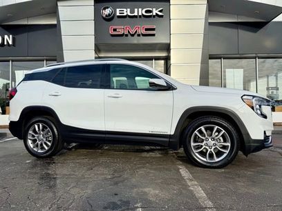 Used 2022 GMC Terrain SLT w/ Infotainment Package II