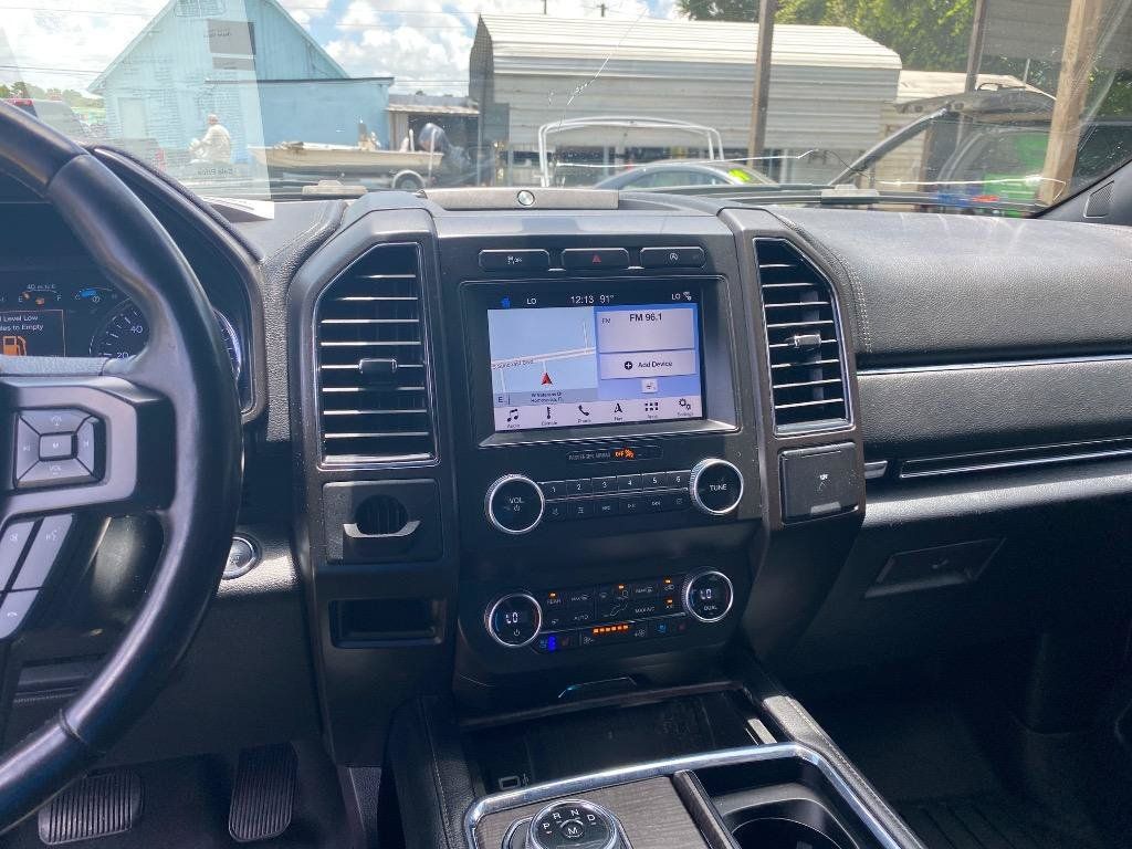 Used 2019 Ford Expedition Limited RWD image 28