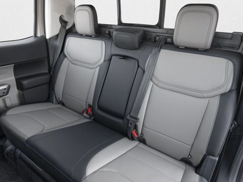 New 2026 Ford Maverick Lariat w/ Black Appearance Package AWD/4WD image 9
