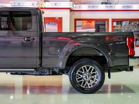 Used 2019 Ford F250 Lariat w/ Lariat Ultimate Package image 15