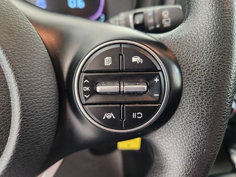 Used 2024 Kia Soul LX w/ Option Group 015 FWD image 29