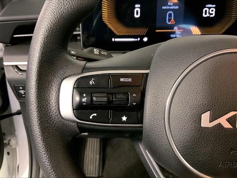 Used 2025 Kia K5 LXS FWD image 18