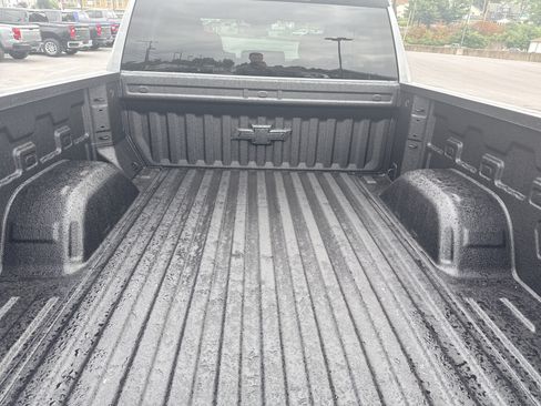 New 2026 Chevrolet Silverado 1500 RST w/ Redline Edition AWD/4WD image 18