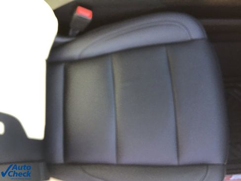 Used 2025 Chevrolet Silverado 1500 LT image 26