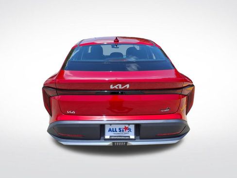 Used 2025 Kia K4 FWD image 9