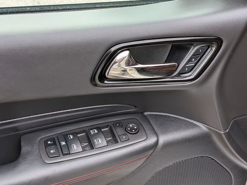 Used 2023 Dodge Durango GT image 12