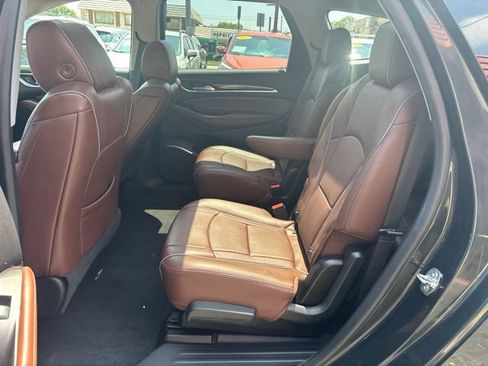Used 2019 Buick Enclave Avenir w/ Avenir Technology Package AWD/4WD image 16