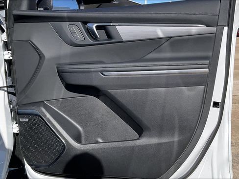 Certified 2025 Buick Enclave Preferred image 21