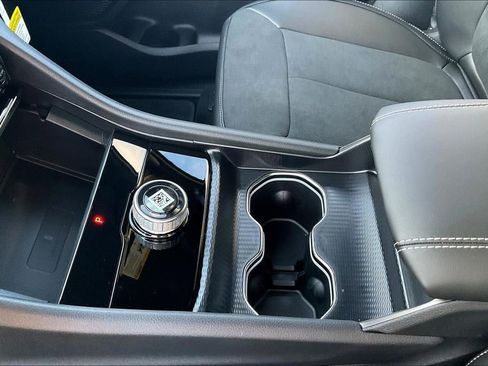 New 2025 Jeep Grand Cherokee Altitude image 8