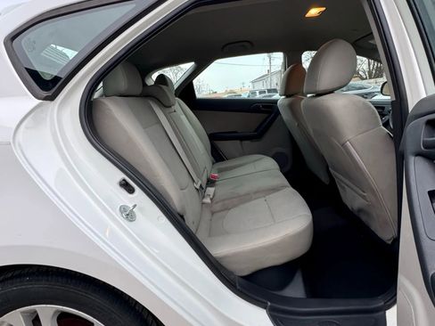 Used 2012 Kia Forte EX FWD image 15
