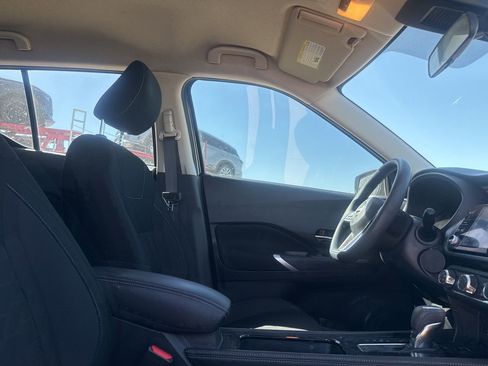 Certified 2024 Nissan Kicks SV image 26