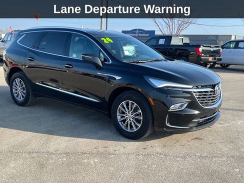 Used 2024 Buick Enclave Essence w/ Trailering Package, 5000 lbs. image 9