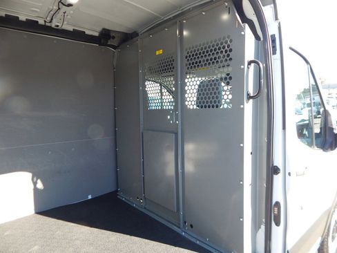 Used 2019 Ford Transit 250 148 Medium Roof image 16