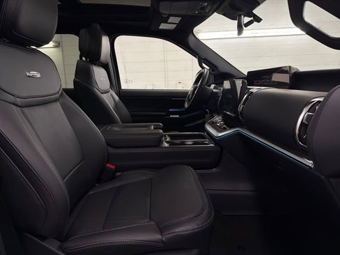 New 2026 Ford Expedition Max Platinum w/ Stealth Appearance Package image 29