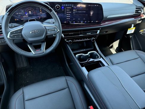 New 2026 Chevrolet Traverse Z71 w/ Enhanced Driving Package AWD/4WD image 12