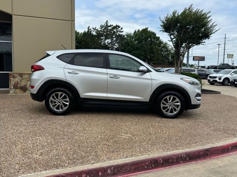 Used 2018 Hyundai Tucson SE FWD image 7