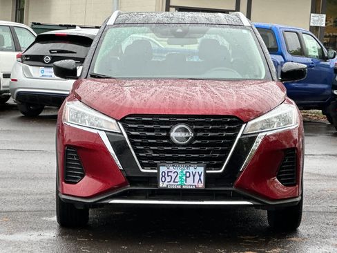 Used 2024 Nissan Kicks SV FWD image 10