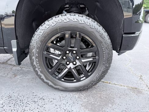 New 2026 Chevrolet Silverado 1500 Custom Trail Boss AWD/4WD image 31