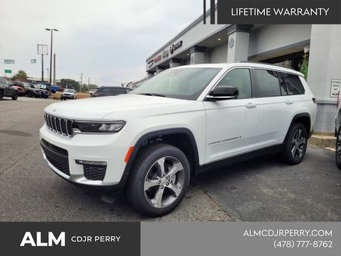 New 2025 Jeep Grand Cherokee L Limited AWD/4WD image 1