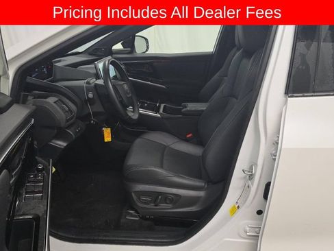 Used 2024 Toyota bZ4X AWD w/ Weather Package image 7