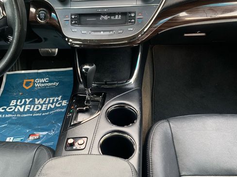 Used 2013 Toyota Avalon XLE image 11