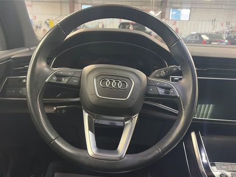 Used 2021 Audi Q7 AWD/4WD image 19