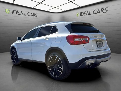 Used 2018 Mercedes-Benz GLA 250 image 7