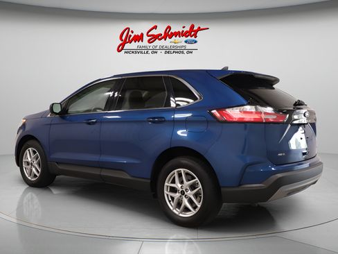 Used 2023 Ford Edge SEL w/ Convenience Package AWD/4WD image 4