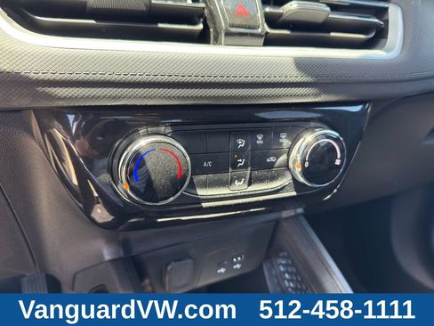 Used 2026 Chevrolet TrailBlazer LT AWD/4WD image 14