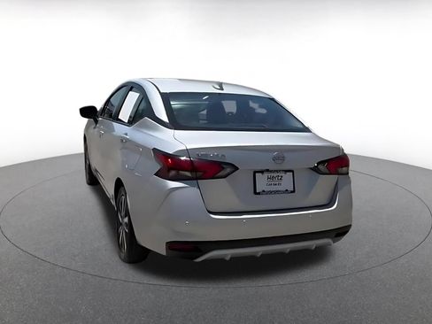 Used 2025 Nissan Versa SV FWD image 11