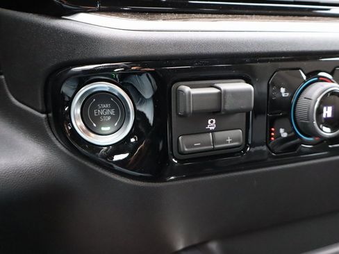 Used 2026 Chevrolet Silverado 2500 LT image 10