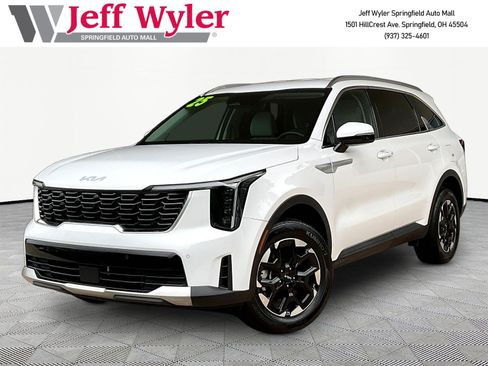 Used 2025 Kia Sorento S AWD/4WD image 1