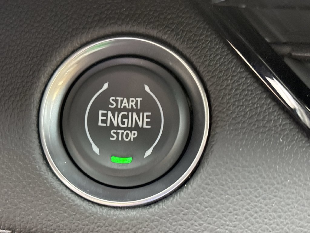 Certified 2025 Buick Enclave Preferred w/ Super Cruise Package FWD image 24