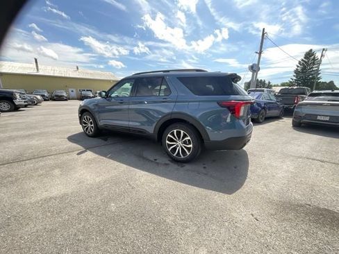 Used 2026 Ford Explorer ST-Line AWD/4WD image 3