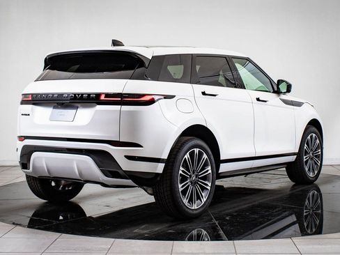 Used 2026 Land Rover Range Rover Evoque Dynamic SE image 10