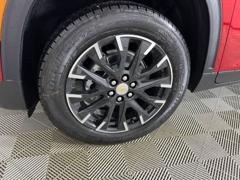 New 2026 Chevrolet Traverse LT FWD image 24