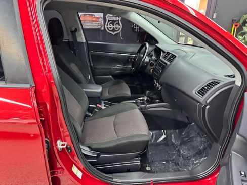 Used 2017 Mitsubishi Outlander Sport ES image 20