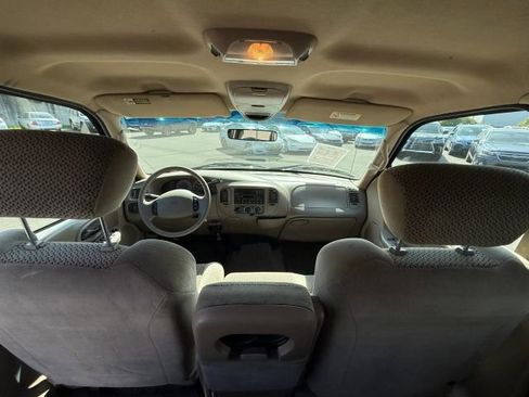 Used 2001 Ford F150 Lariat RWD image 19