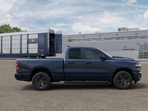 New 2026 RAM 1500 Express AWD/4WD image 21