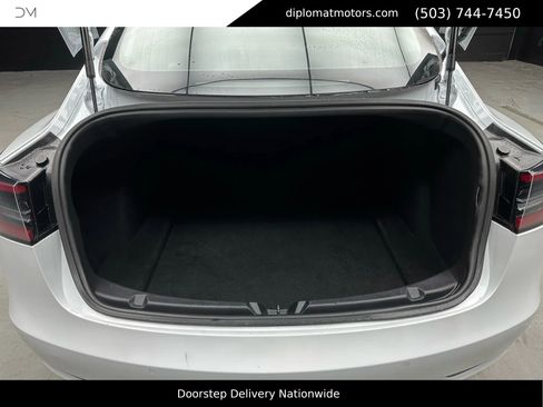 Used 2018 Tesla Model 3 Long Range image 39