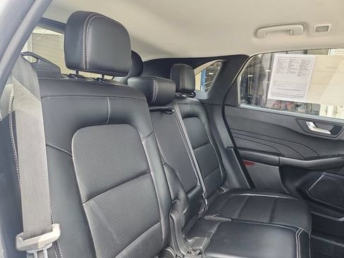 Certified 2024 Ford Escape Platinum AWD/4WD image 28