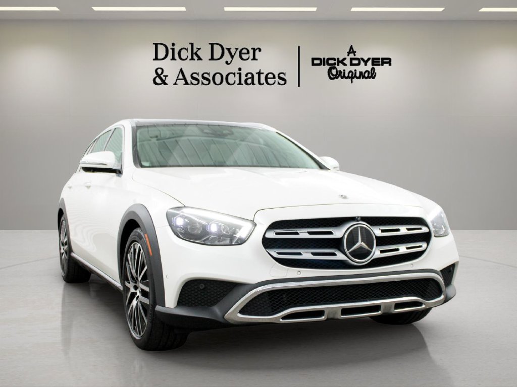 Used 2021 Mercedes-Benz E 450 4MATIC All-Terrain Wagon image 3