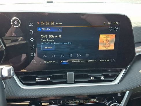 Used 2026 Chevrolet Equinox LT AWD/4WD image 17