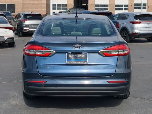 Used 2019 Ford Fusion S FWD image 5